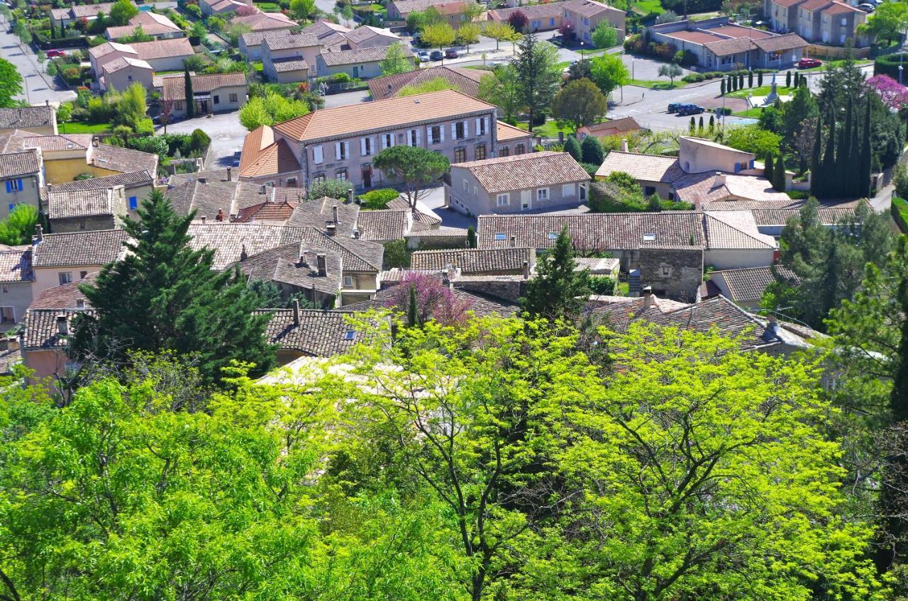Hotel Logis Du Champ De Mars Puy-Saint-Martin Esterno foto